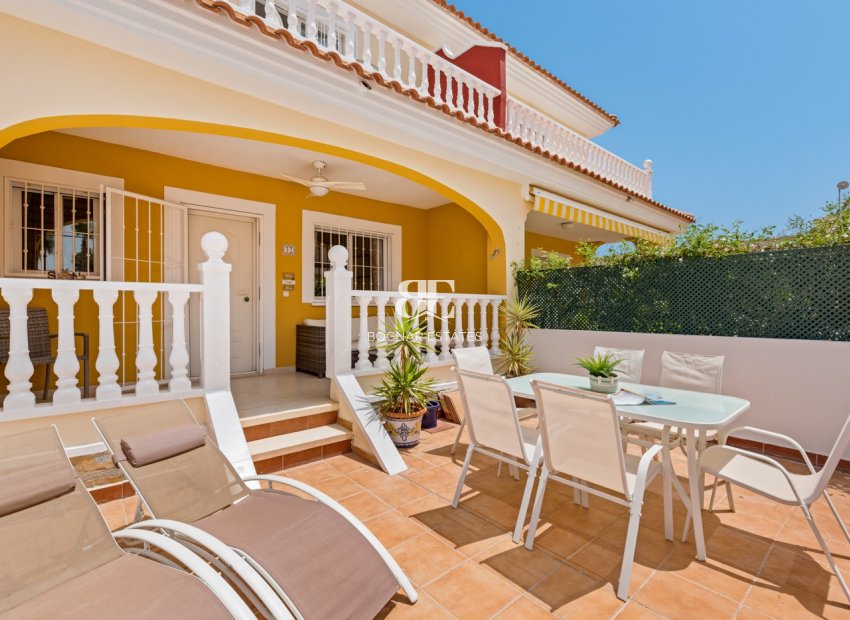 Resale - Townhouse -
Ciudad Quesada - Doña Pepa