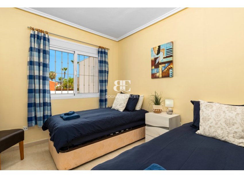Resale - Townhouse -
Ciudad Quesada - Doña Pepa