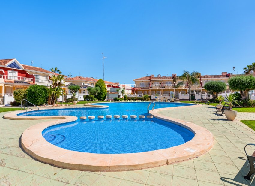 Resale - Townhouse -
Ciudad Quesada - Doña Pepa