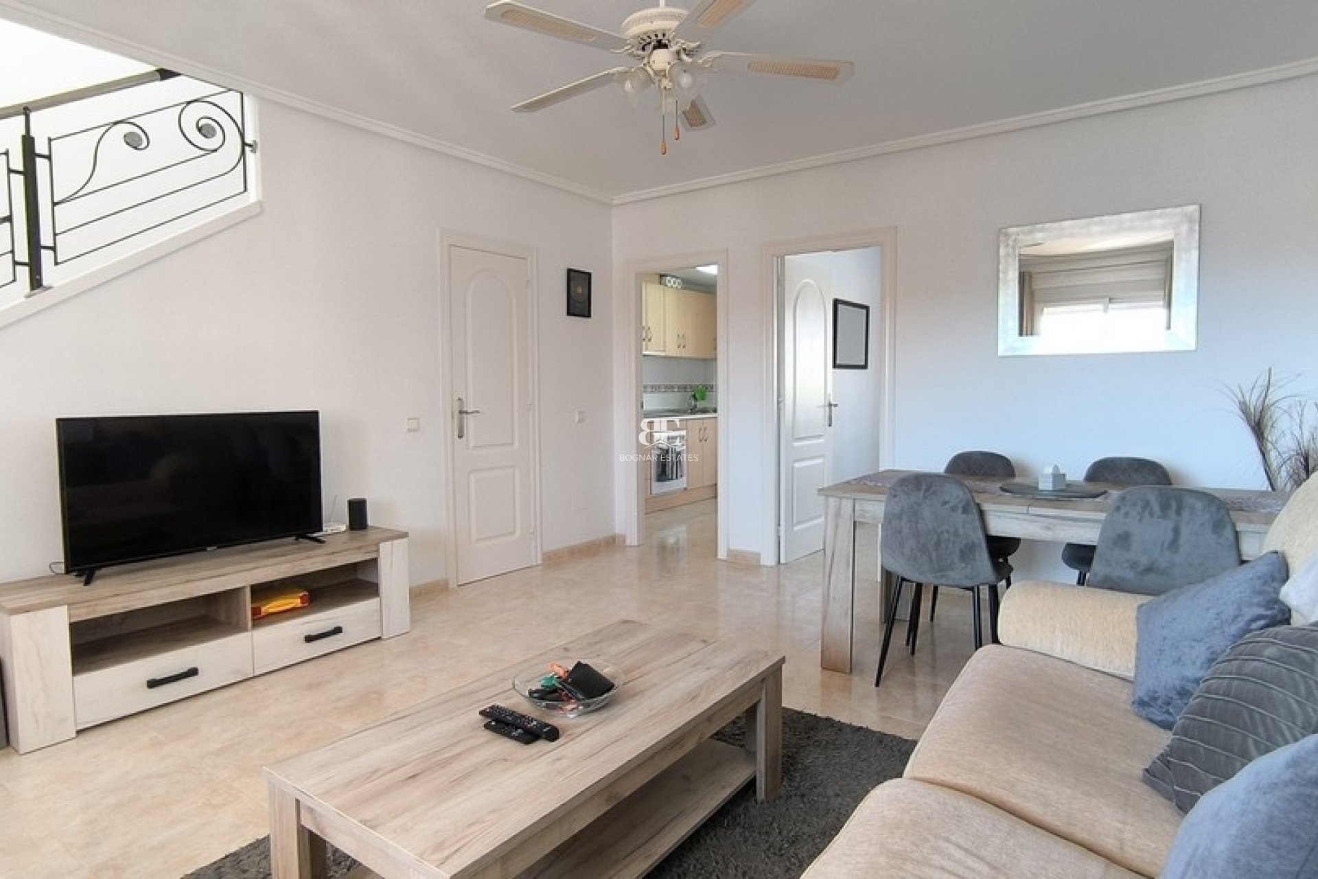 Resale - Townhouse -
Ciudad Quesada - Doña Pepa