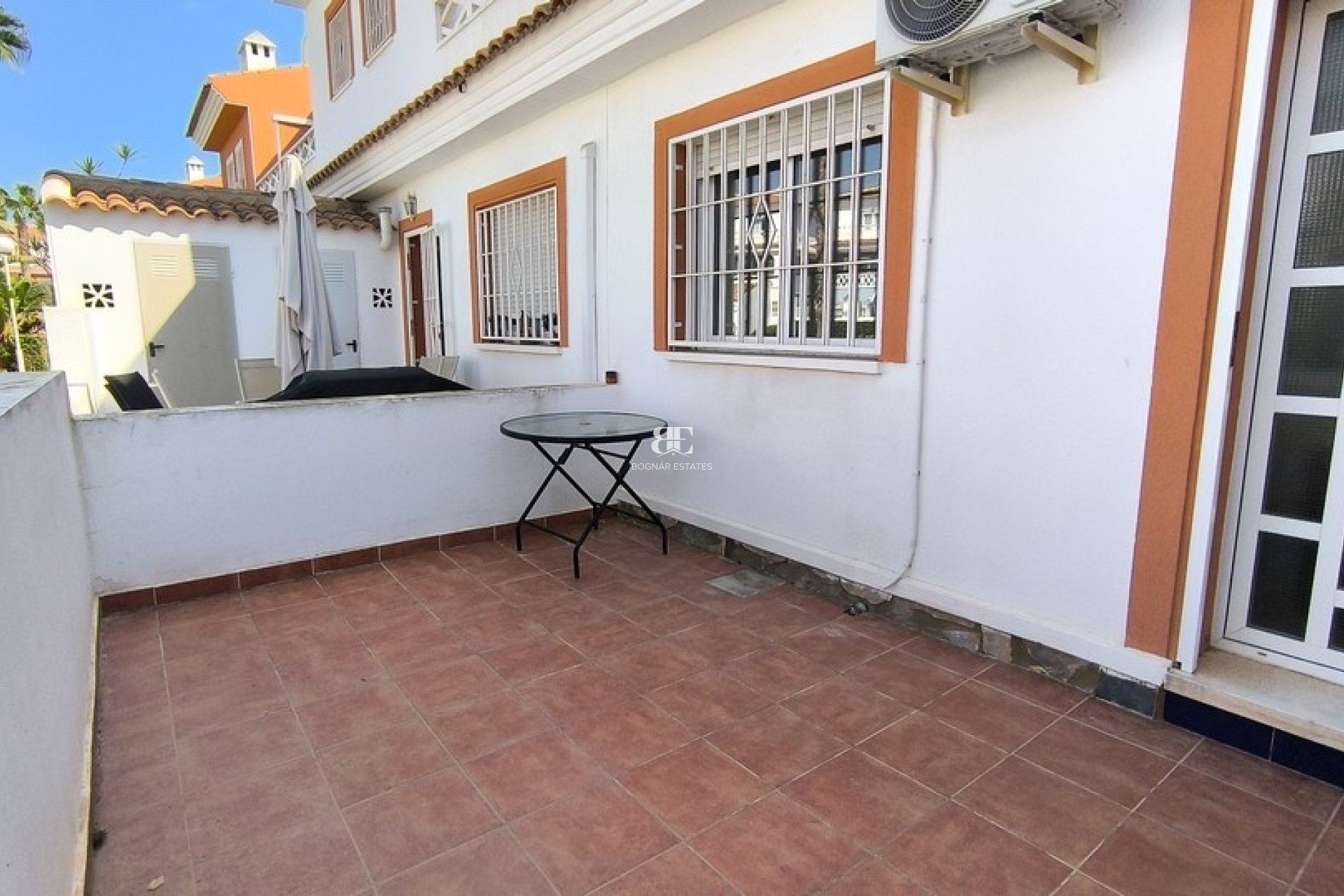 Resale - Townhouse -
Ciudad Quesada - Doña Pepa