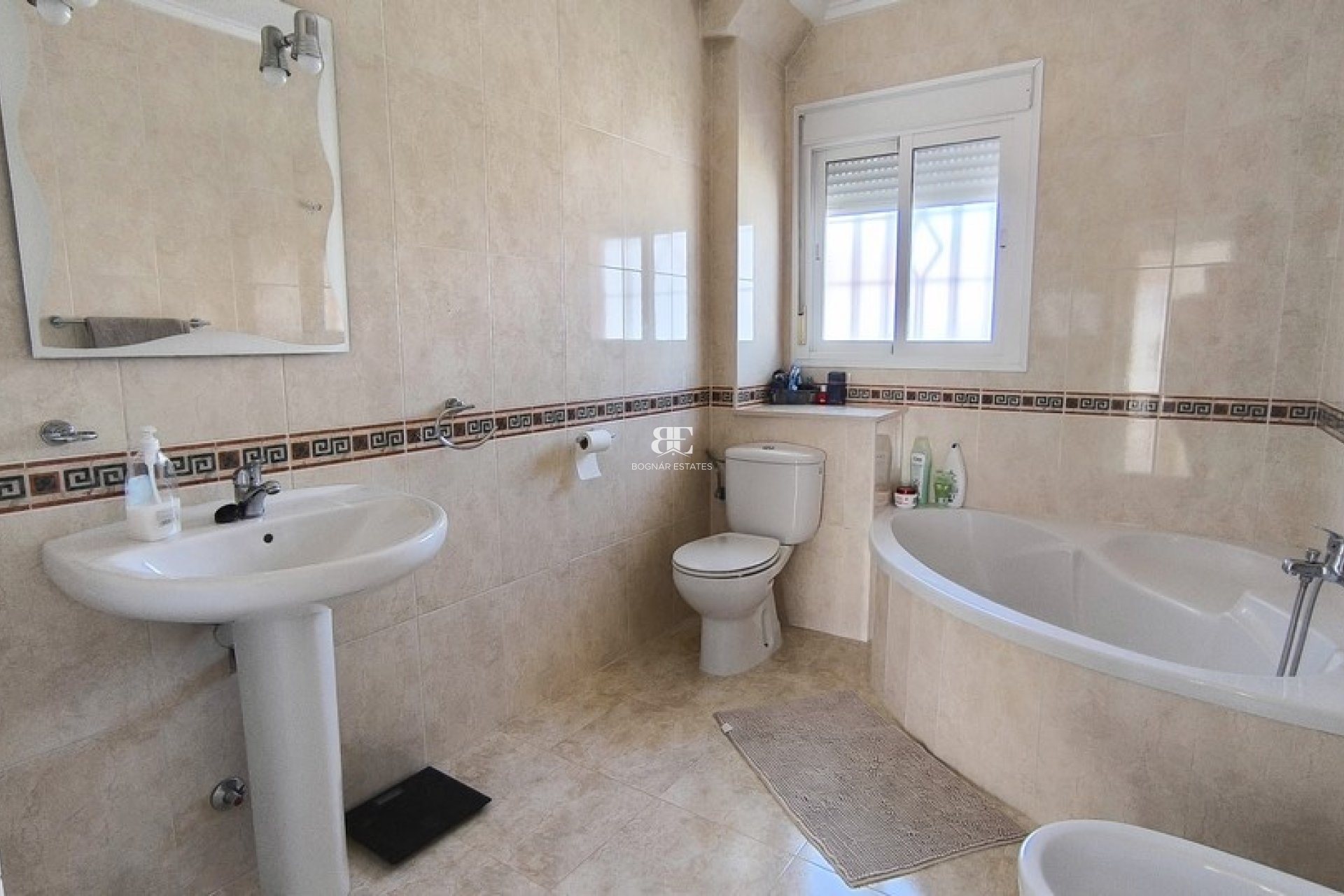 Resale - Townhouse -
Ciudad Quesada - Doña Pepa