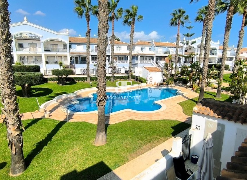 Resale - Townhouse -
Ciudad Quesada - Doña Pepa