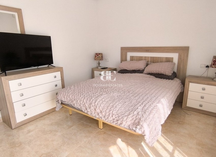 Resale - Townhouse -
Ciudad Quesada - Doña Pepa