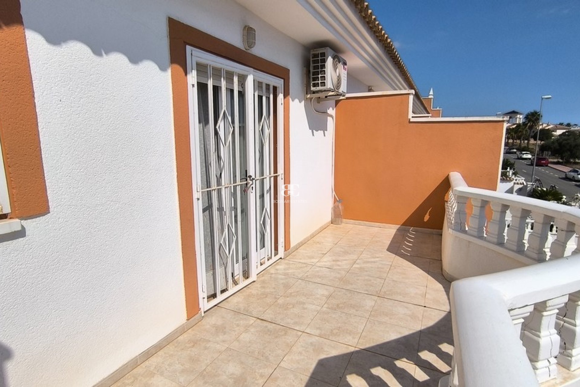 Resale - Townhouse -
Ciudad Quesada - Doña Pepa