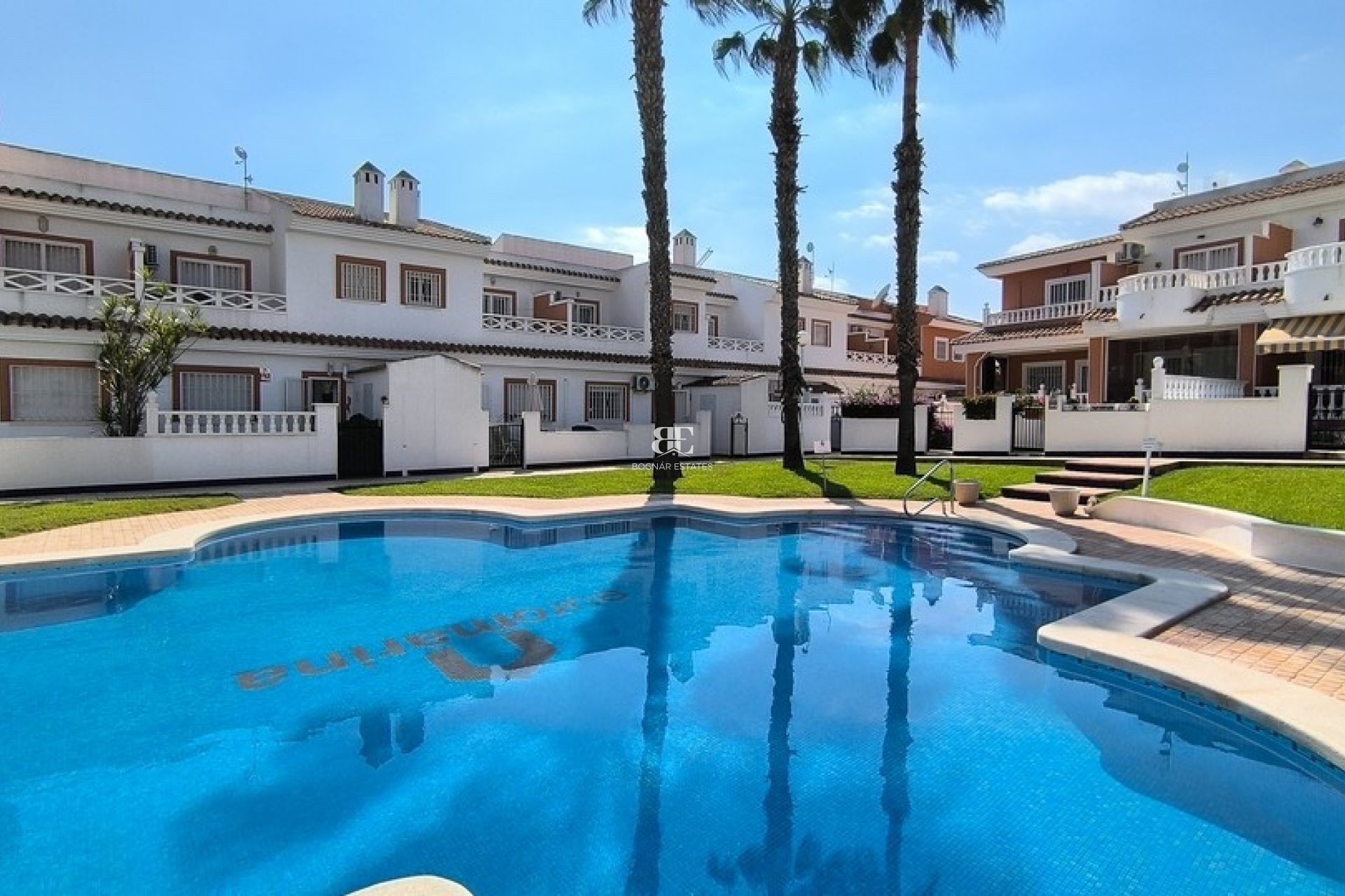 Resale - Townhouse -
Ciudad Quesada - Doña Pepa