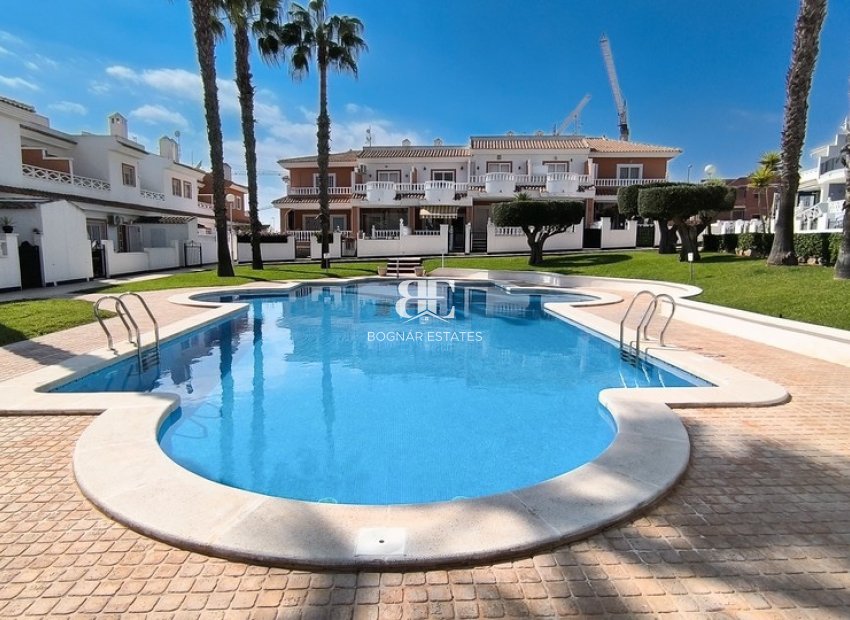 Resale - Townhouse -
Ciudad Quesada - Doña Pepa