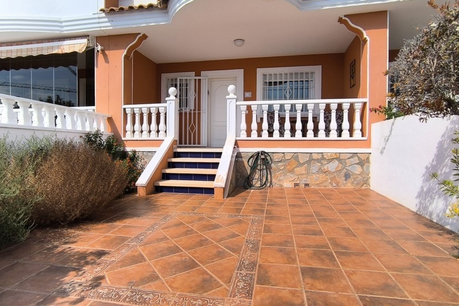 Resale - Townhouse -
Ciudad Quesada - Doña Pepa