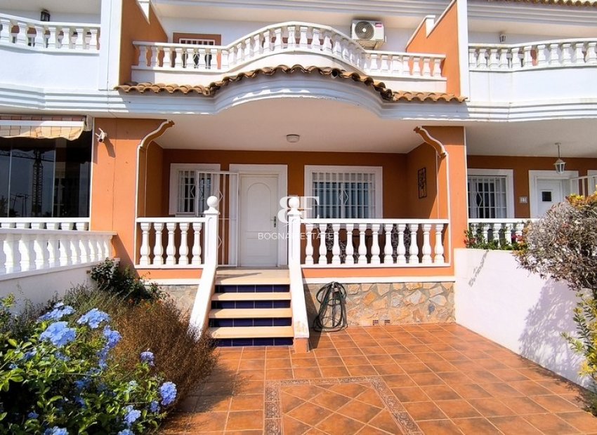 Resale - Townhouse -
Ciudad Quesada - Doña Pepa