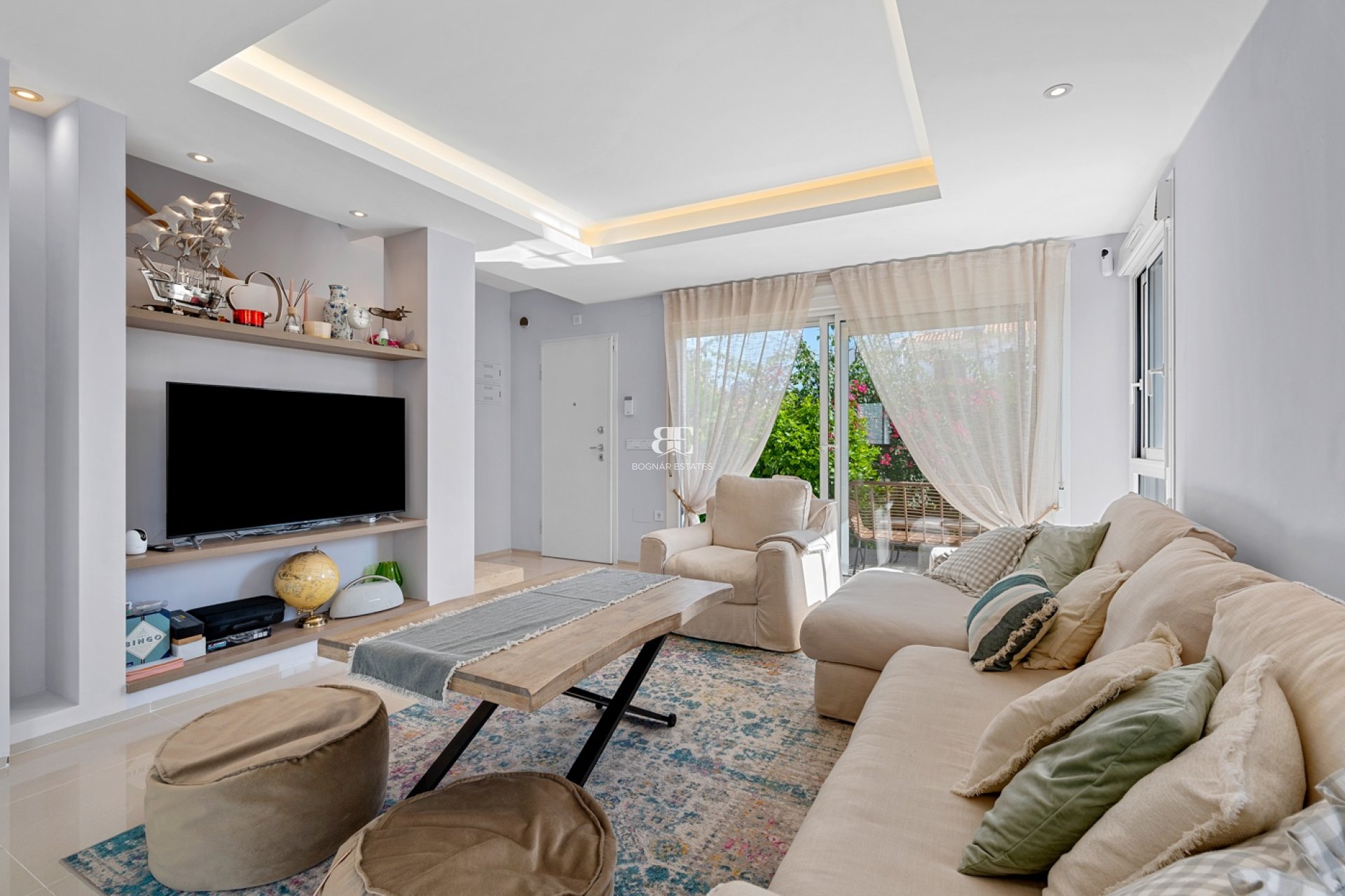 Resale - Townhouse -
Ciudad Quesada - Doña Pepa