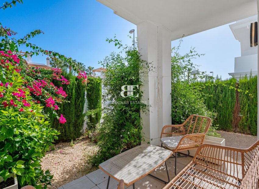 Resale - Townhouse -
Ciudad Quesada - Doña Pepa