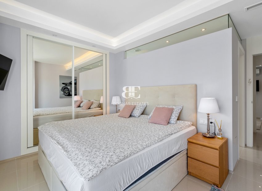 Resale - Townhouse -
Ciudad Quesada - Doña Pepa