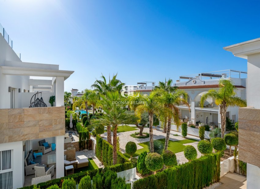 Resale - Townhouse -
Ciudad Quesada - Doña Pepa