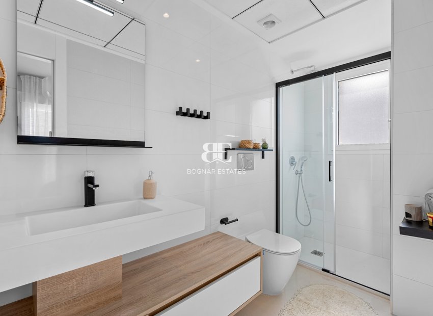 Resale - Townhouse -
Ciudad Quesada - Doña Pepa