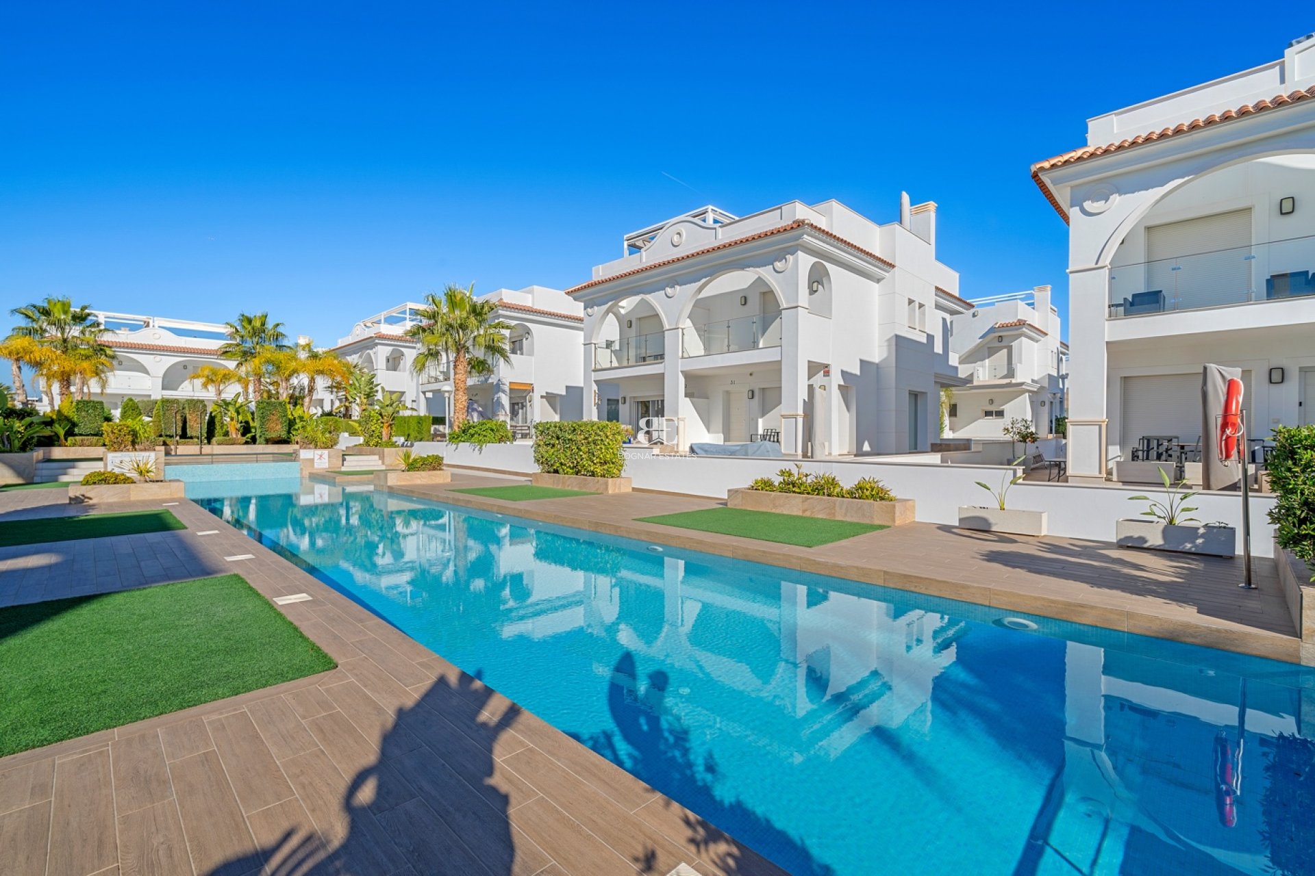 Resale - Townhouse -
Ciudad Quesada - Doña Pepa