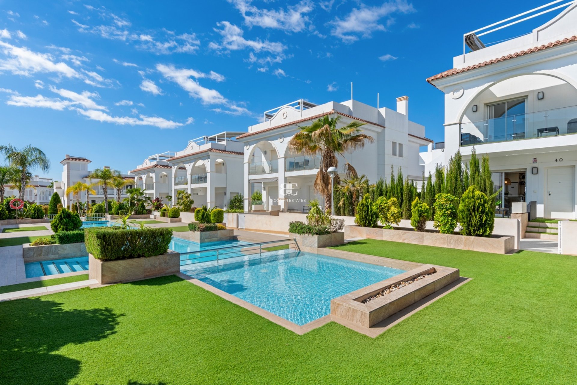 Resale - Townhouse -
Ciudad Quesada - Doña Pepa