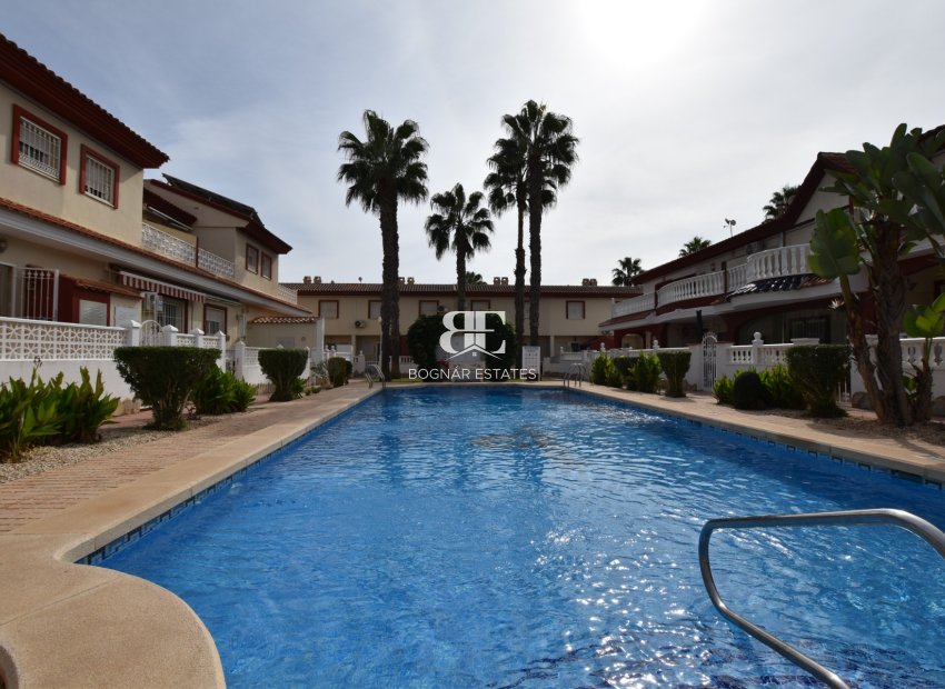 Resale - Townhouse -
Ciudad Quesada - Doña Pepa