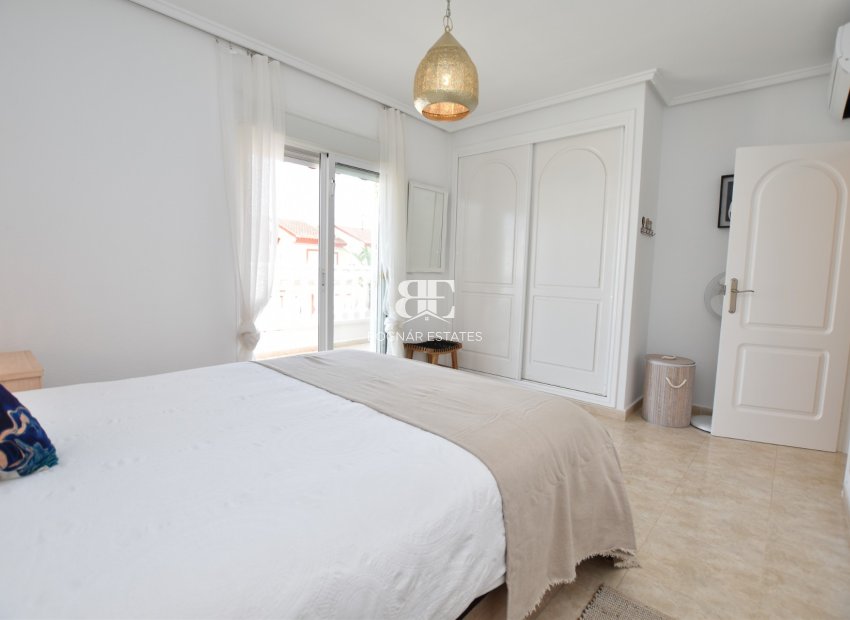 Resale - Townhouse -
Ciudad Quesada - Doña Pepa