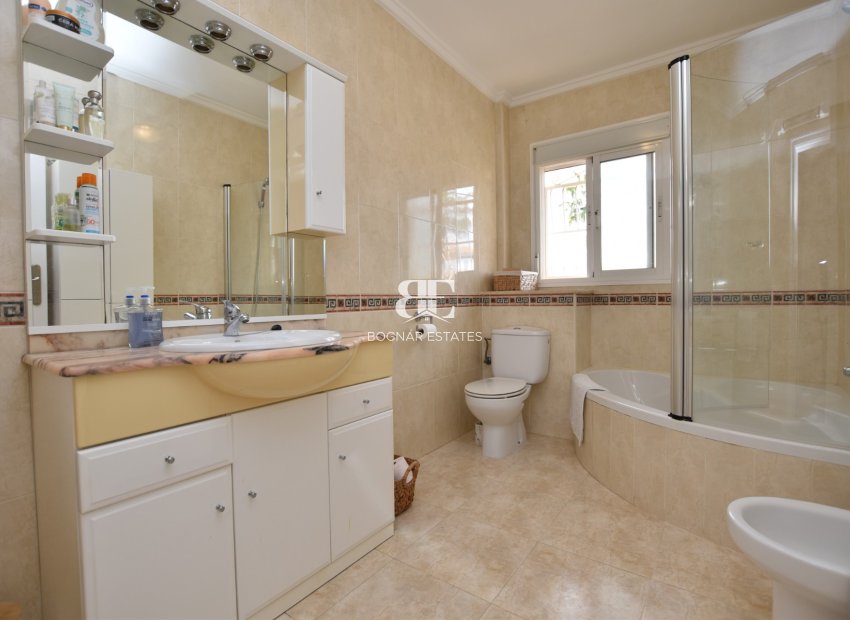 Resale - Townhouse -
Ciudad Quesada - Doña Pepa