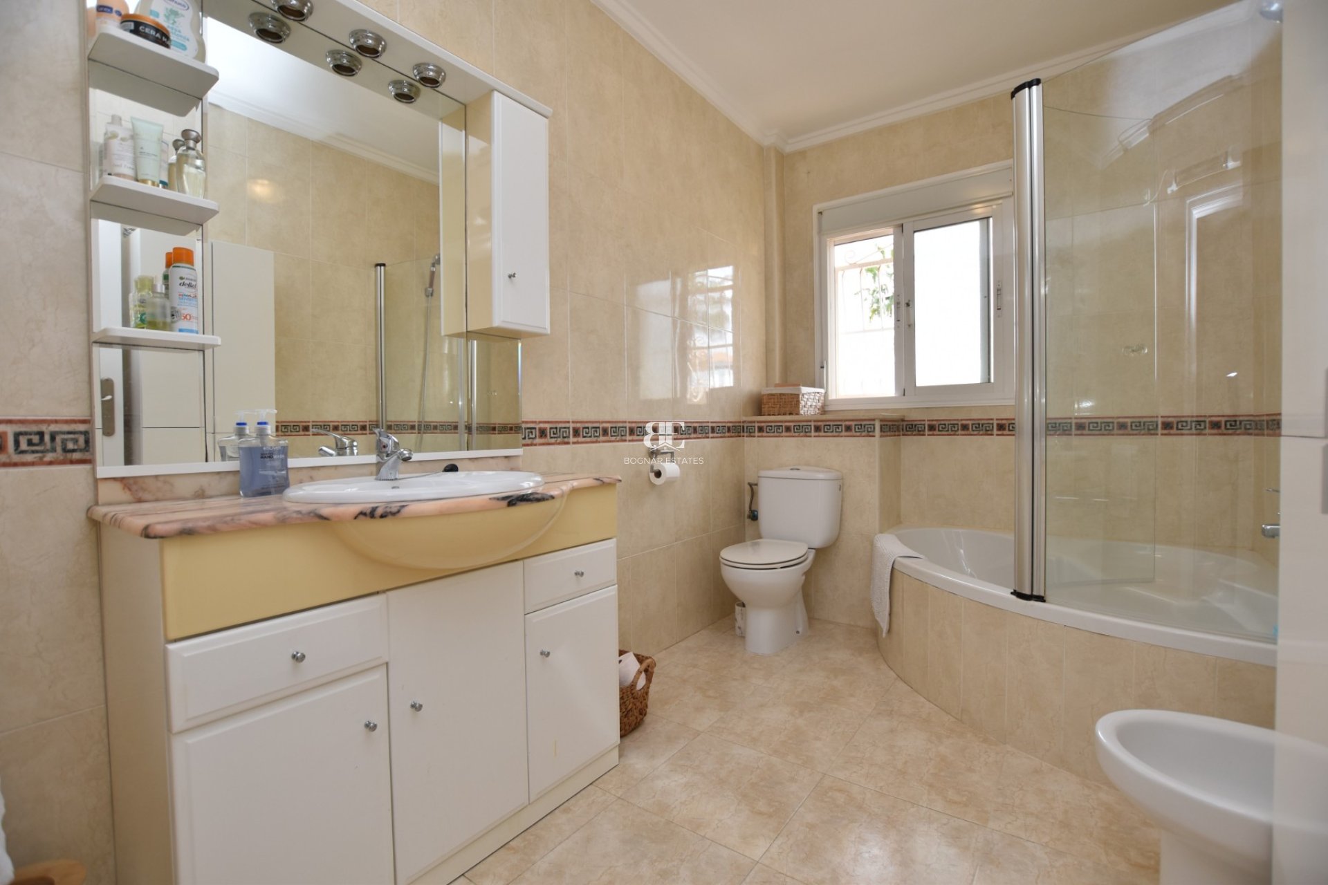 Resale - Townhouse -
Ciudad Quesada - Doña Pepa