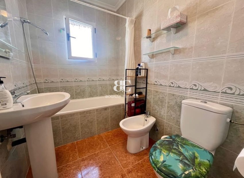 Resale - Townhouse -
Entre Naranjos - Vistabella - Entre Naranjos