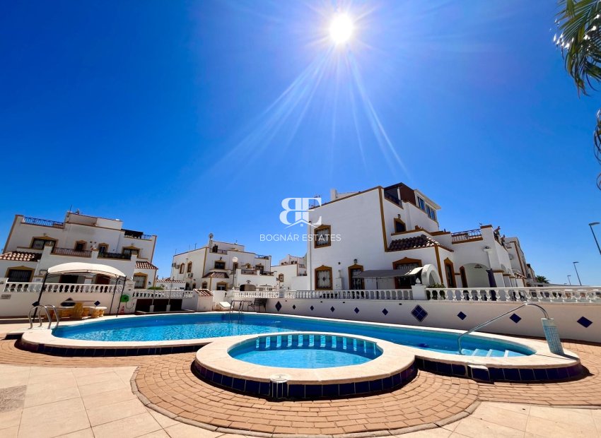 Resale - Townhouse -
Entre Naranjos - Vistabella - Entre Naranjos