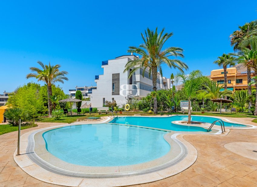 Resale - Townhouse -
Finestrat - Sierra Cortina