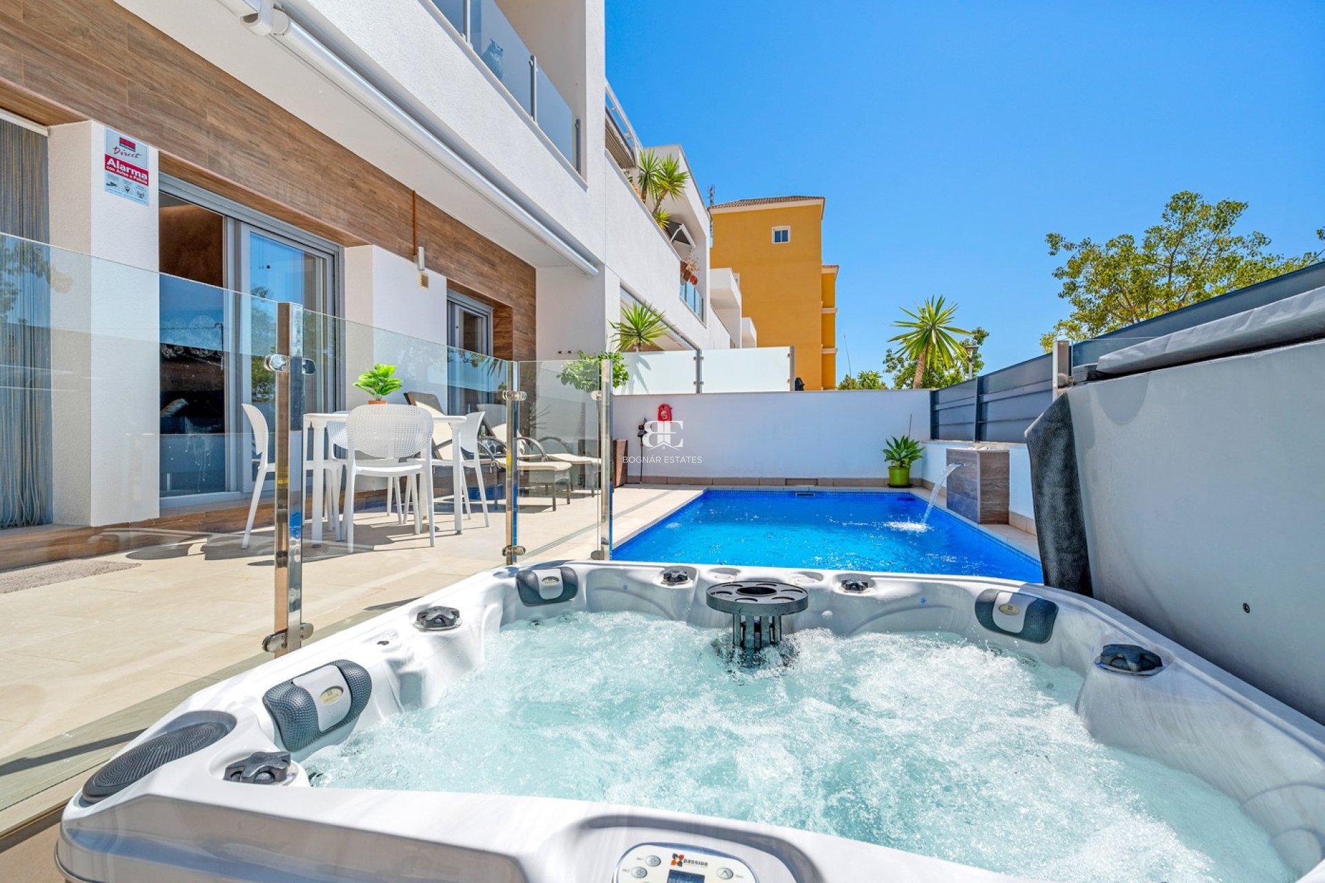 Resale - Townhouse -
Formentera del Segura