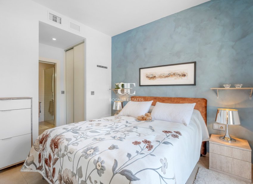 Resale - Townhouse -
Formentera del Segura