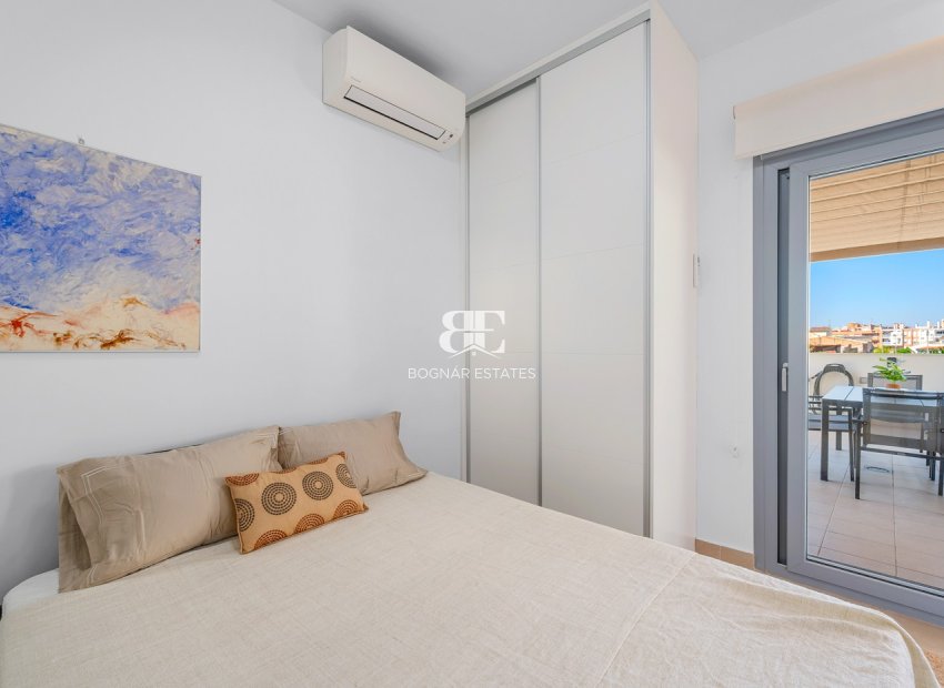 Resale - Townhouse -
Formentera del Segura
