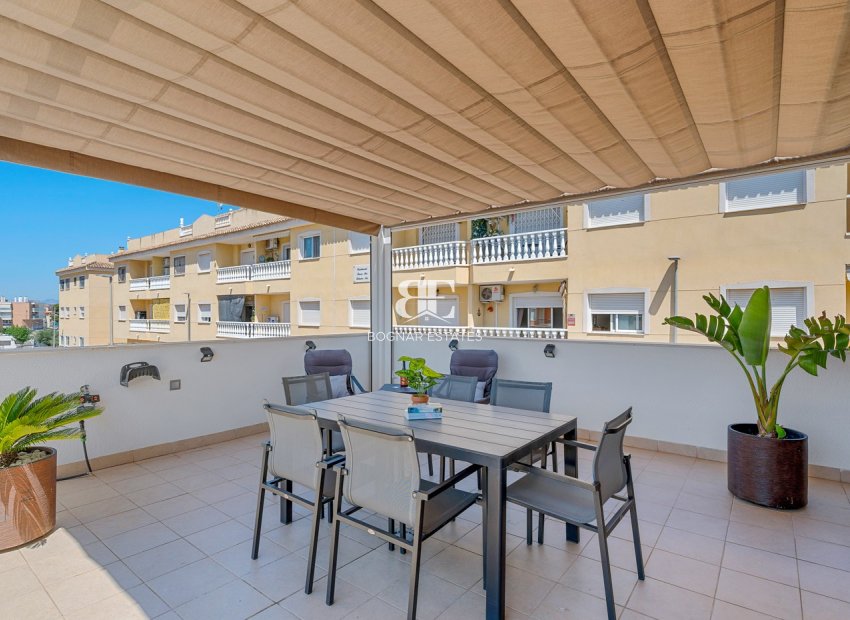 Resale - Townhouse -
Formentera del Segura