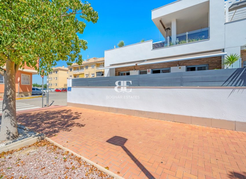 Resale - Townhouse -
Formentera del Segura