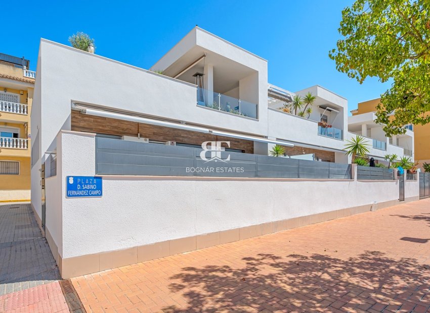 Resale - Townhouse -
Formentera del Segura