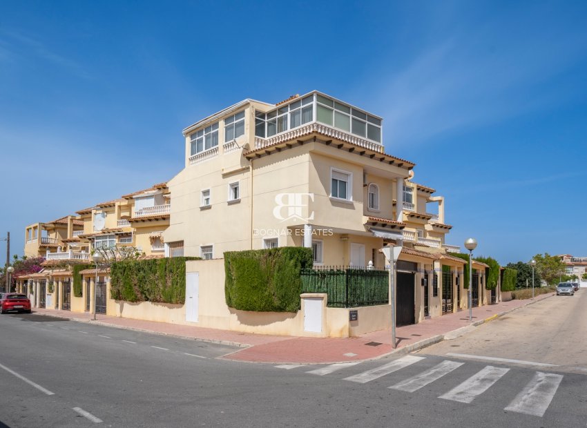 Resale - Townhouse -
Guardamar del Segura - El Moncayo