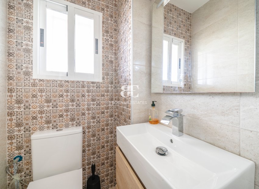 Resale - Townhouse -
Guardamar del Segura - El Moncayo