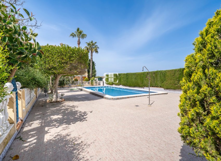 Resale - Townhouse -
Guardamar del Segura - El Moncayo