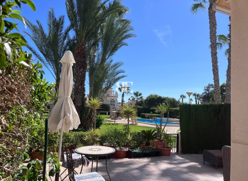 Resale - Townhouse -
Guardamar del Segura - El Raso