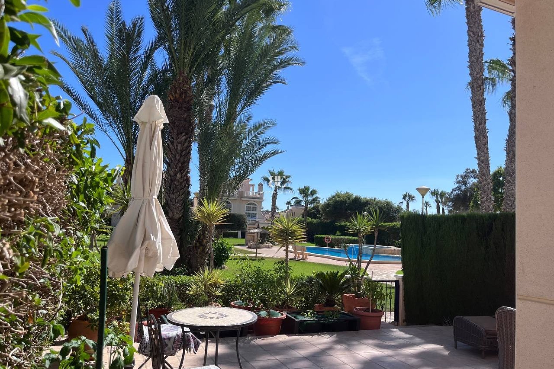 Resale - Townhouse -
Guardamar del Segura - El Raso