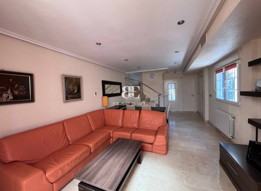 Resale - Townhouse -
Guardamar del Segura - El Raso