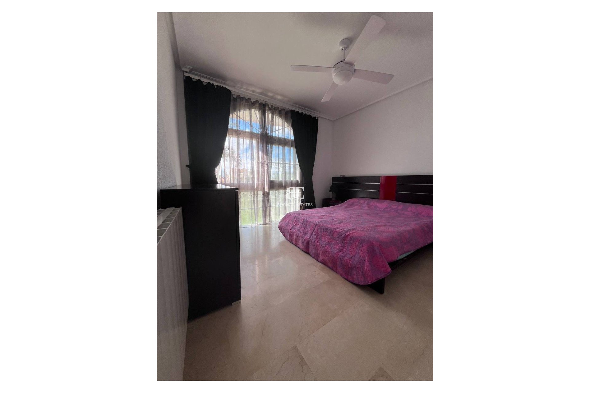 Resale - Townhouse -
Guardamar del Segura - El Raso