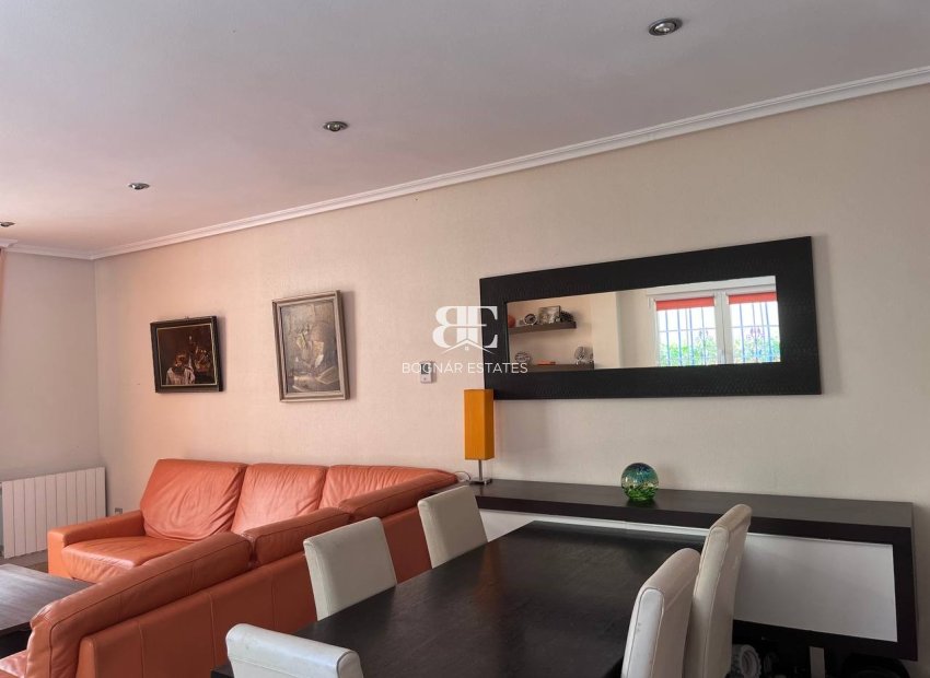 Resale - Townhouse -
Guardamar del Segura - El Raso