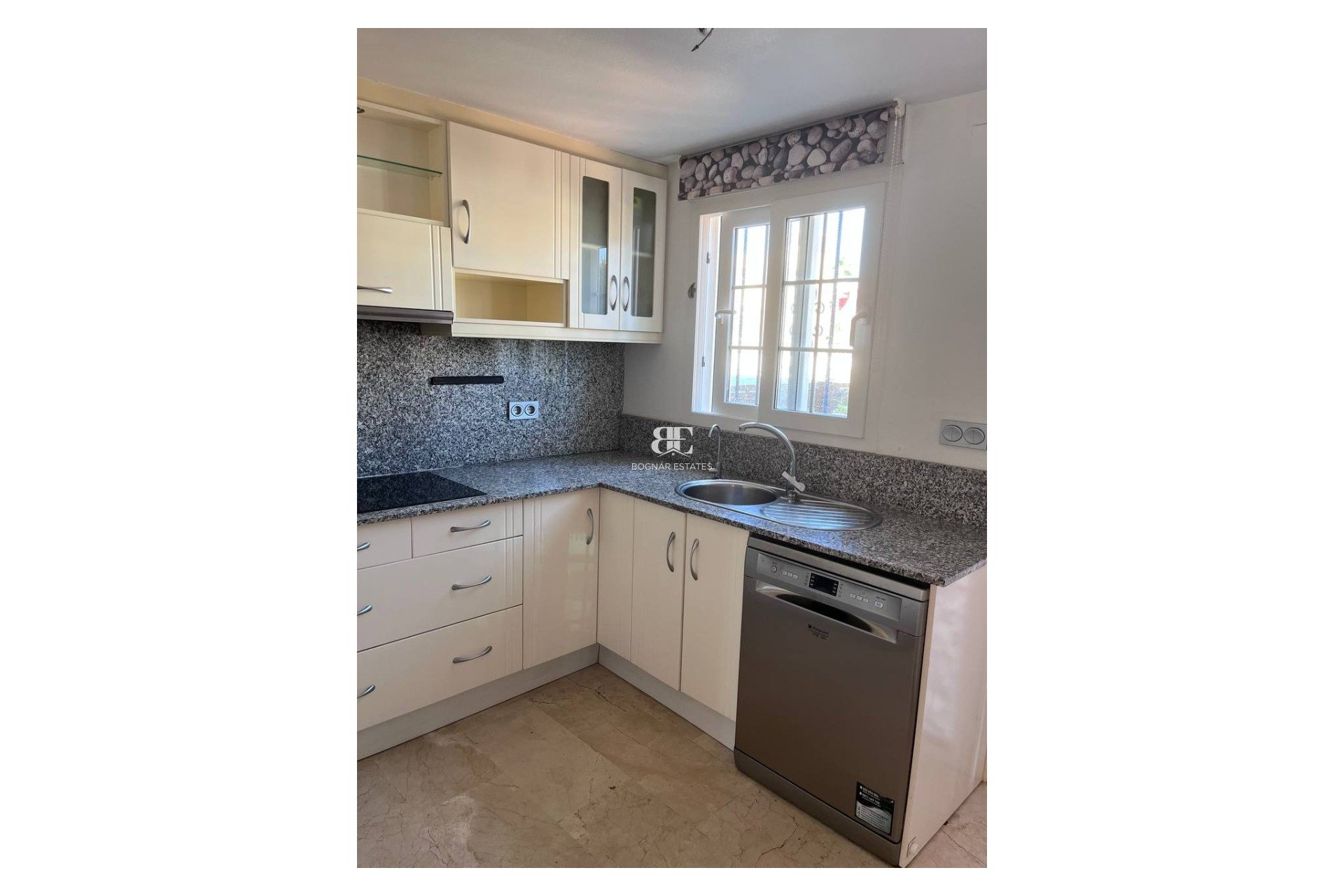 Resale - Townhouse -
Guardamar del Segura - El Raso