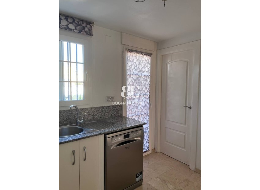 Resale - Townhouse -
Guardamar del Segura - El Raso