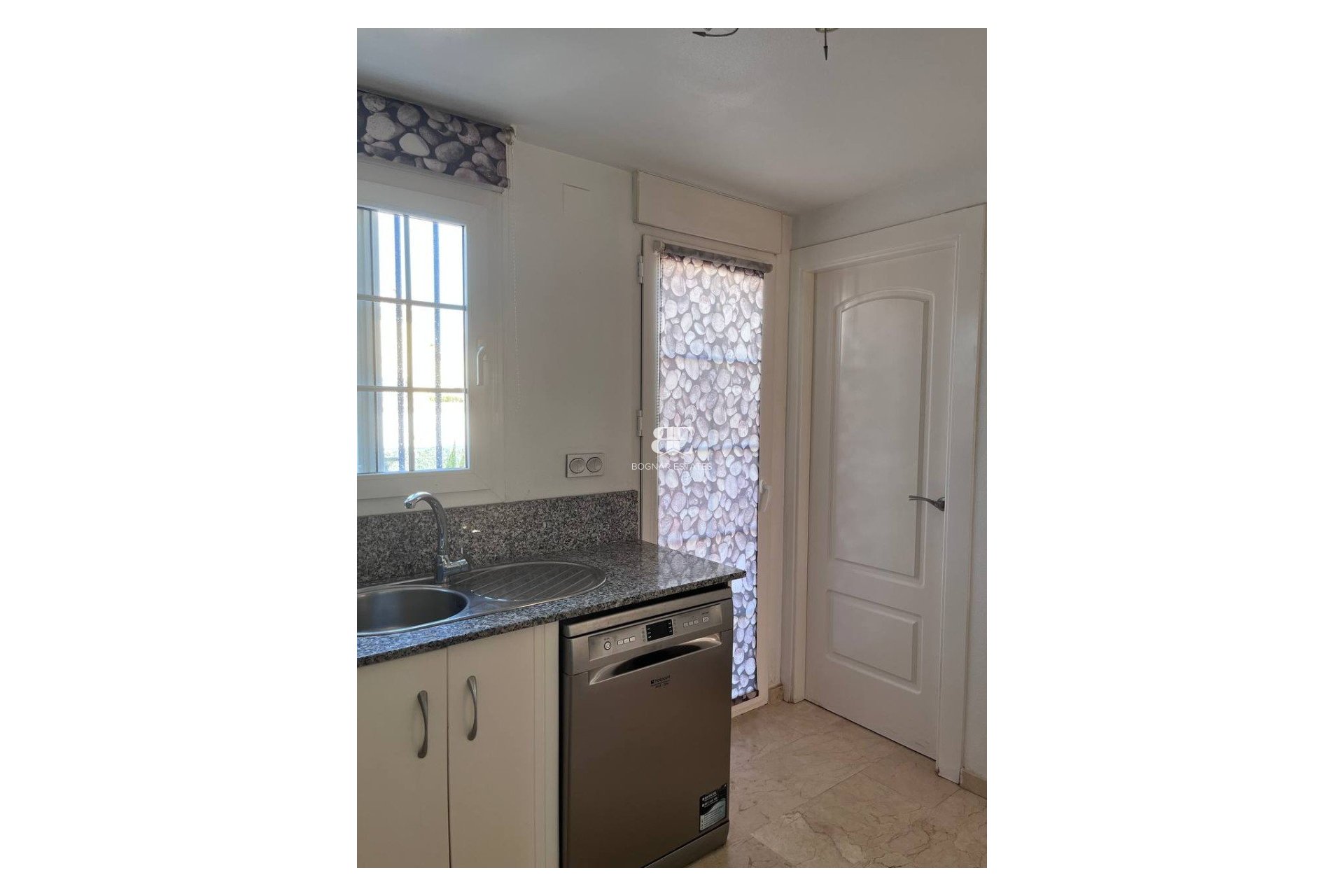 Resale - Townhouse -
Guardamar del Segura - El Raso