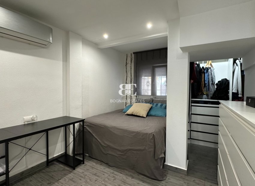 Resale - Townhouse -
Guardamar del Segura - El Raso