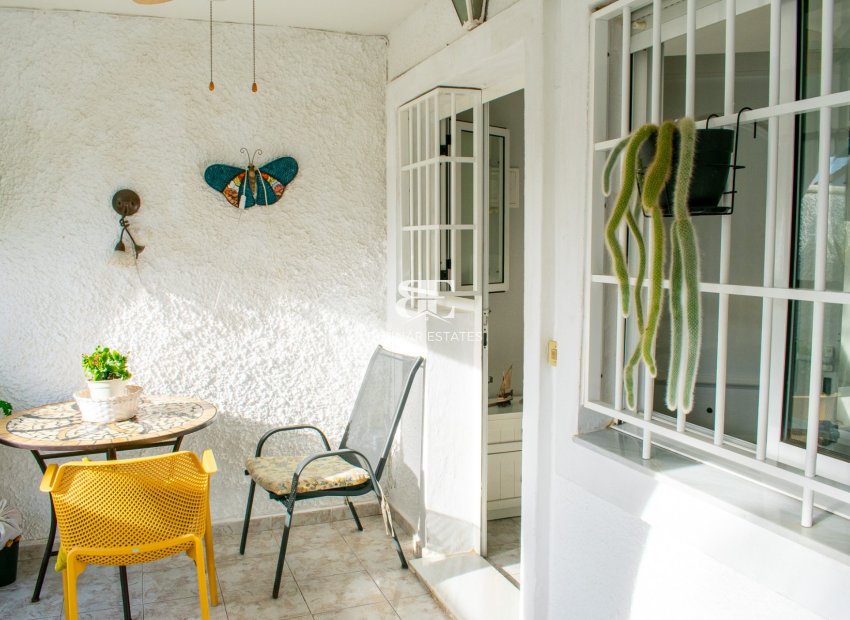 Resale - Townhouse -
Guardamar del Segura - Urbanizaciones