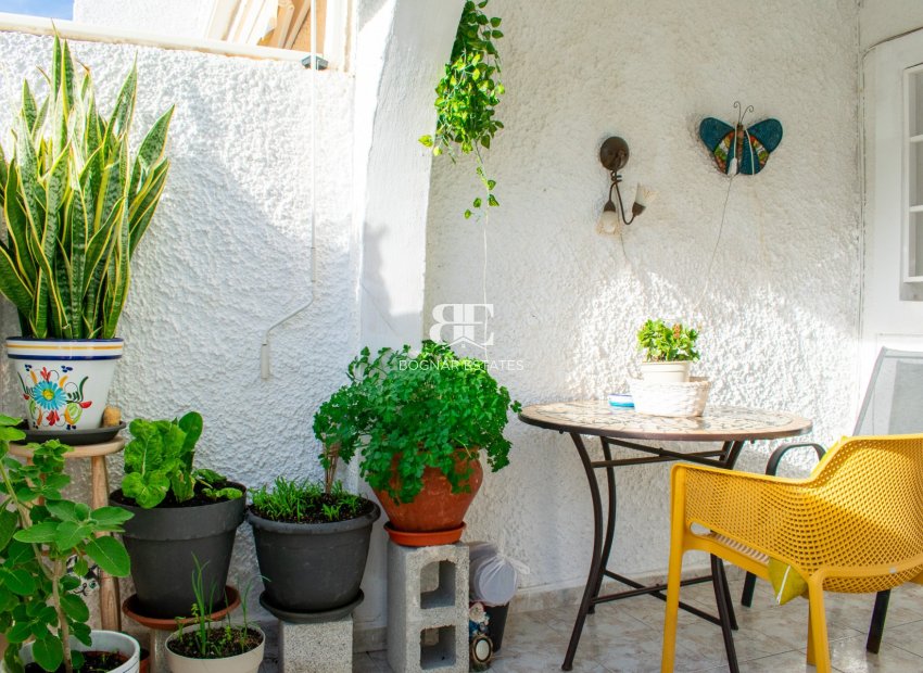 Resale - Townhouse -
Guardamar del Segura - Urbanizaciones