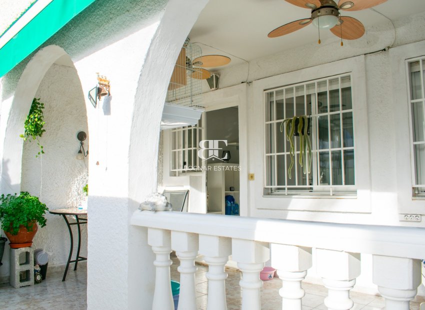 Resale - Townhouse -
Guardamar del Segura - Urbanizaciones