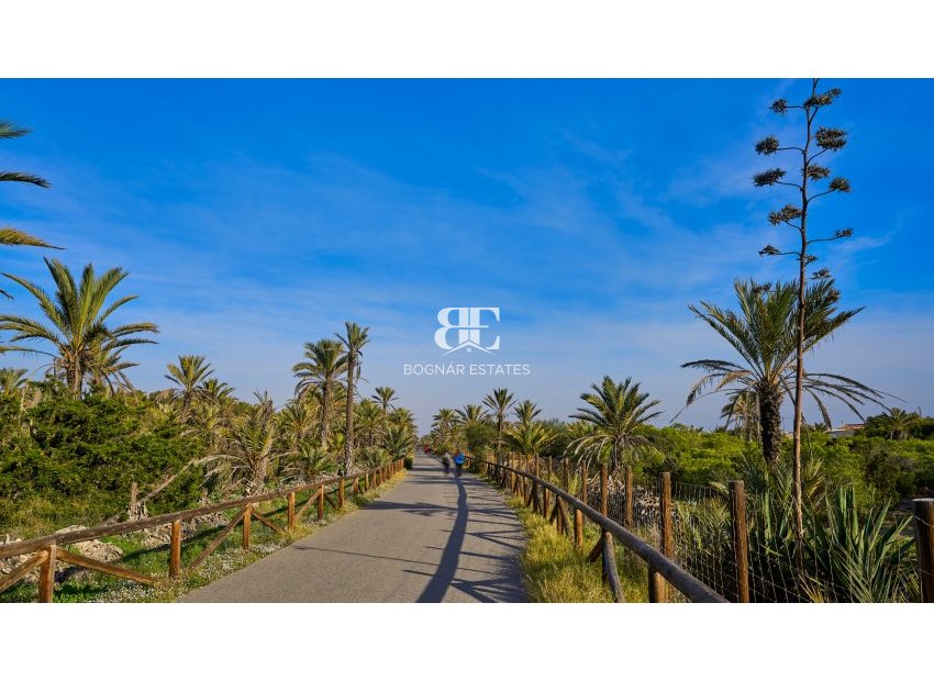 Resale - Townhouse -
Guardamar del Segura