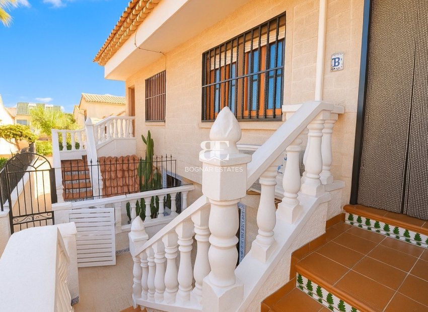 Resale - Townhouse -
La Mata